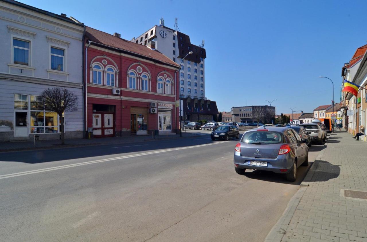 Апартаменты Apartament 6 Central Тыргу-Муреш Экстерьер фото